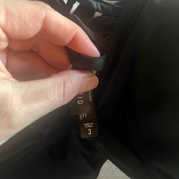 Torrid Plus Size Black Strappy Women's Swim Bikini Top size 3 (22/24 3x) - Picture 3 of 3